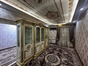 Фото 1 4-комн. квартира в Микрорайон